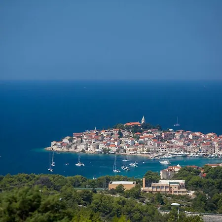 Vila Mia